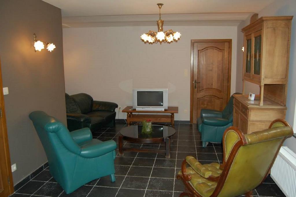 Ferme Du Charme Villa Moustier Eksteriør bilde